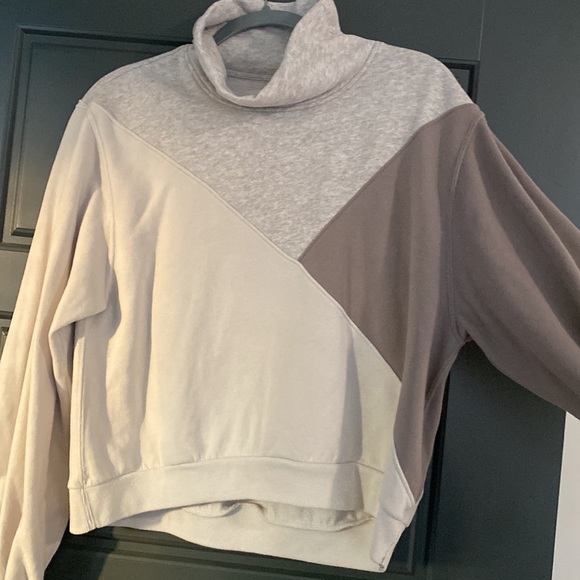 Abercrombie & Fitch Sweatshirt Soft A&F Collection - Picture 4 of 7